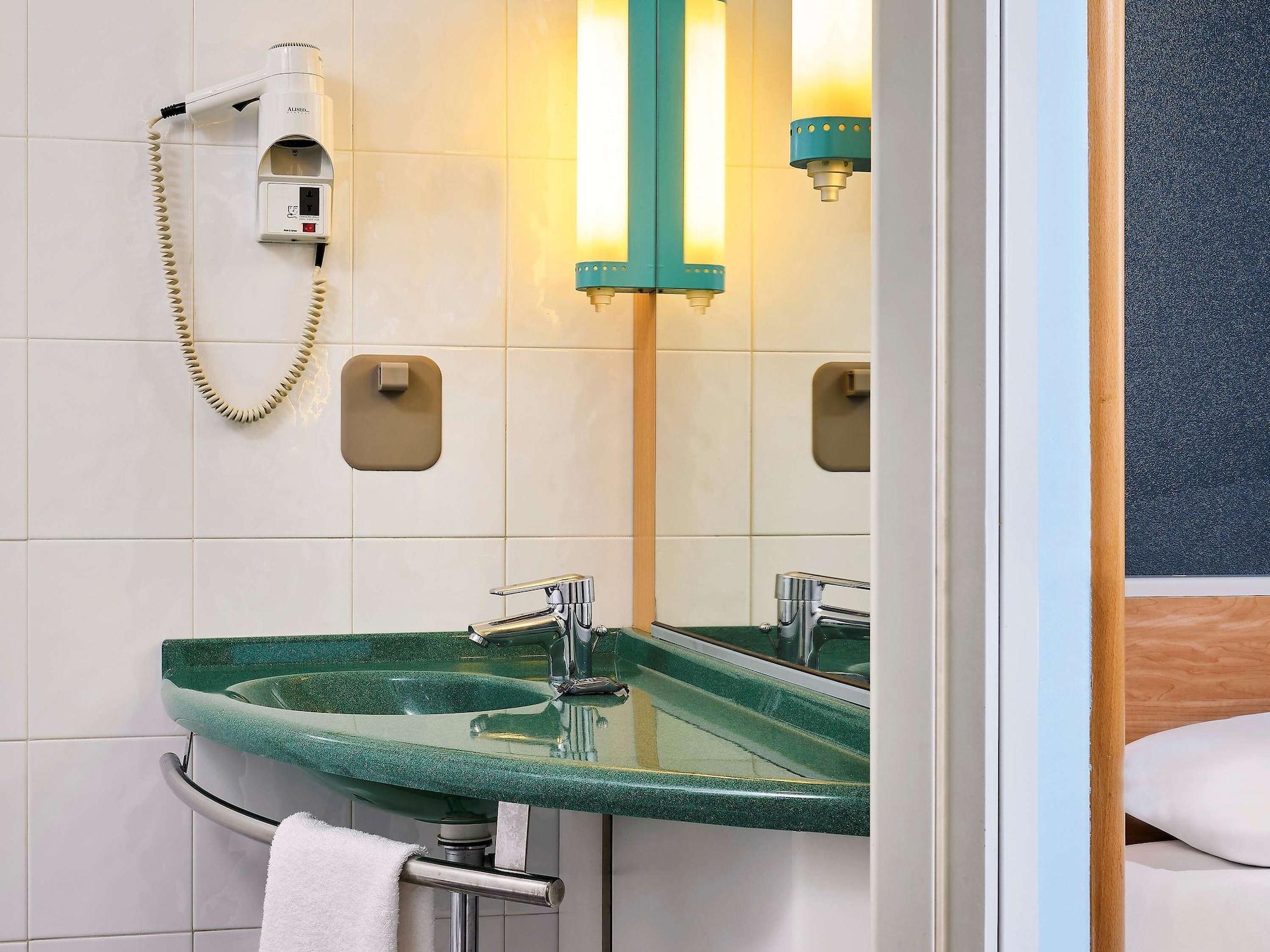 Hotel Ibis Firenze Prato Est Campi Bisenzio Ngoại thất bức ảnh