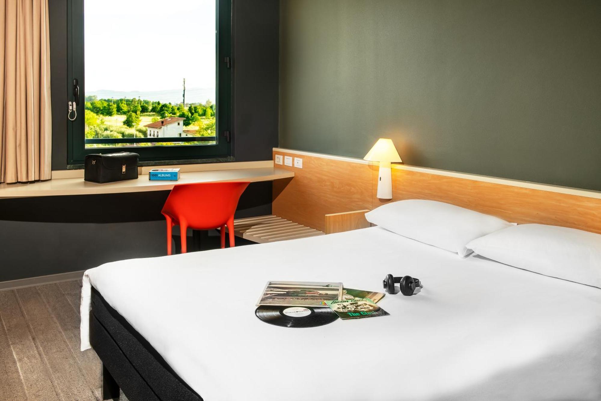 Hotel Ibis Firenze Prato Est Campi Bisenzio Ngoại thất bức ảnh