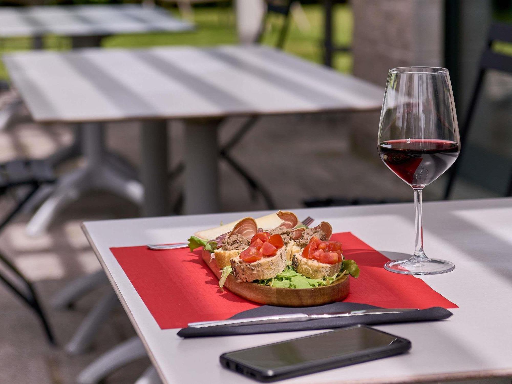 Hotel Ibis Firenze Prato Est Campi Bisenzio Ngoại thất bức ảnh