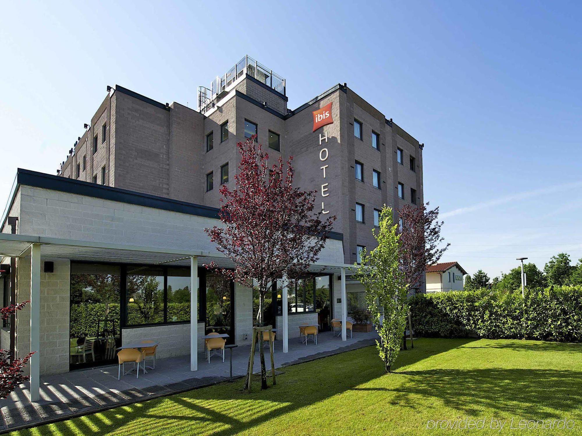 Hotel Ibis Firenze Prato Est Campi Bisenzio Ngoại thất bức ảnh